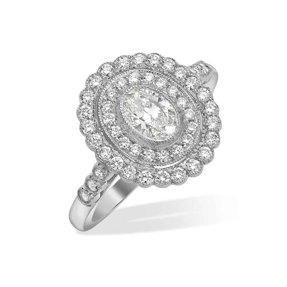 Oval diamond 2 row cluster ring